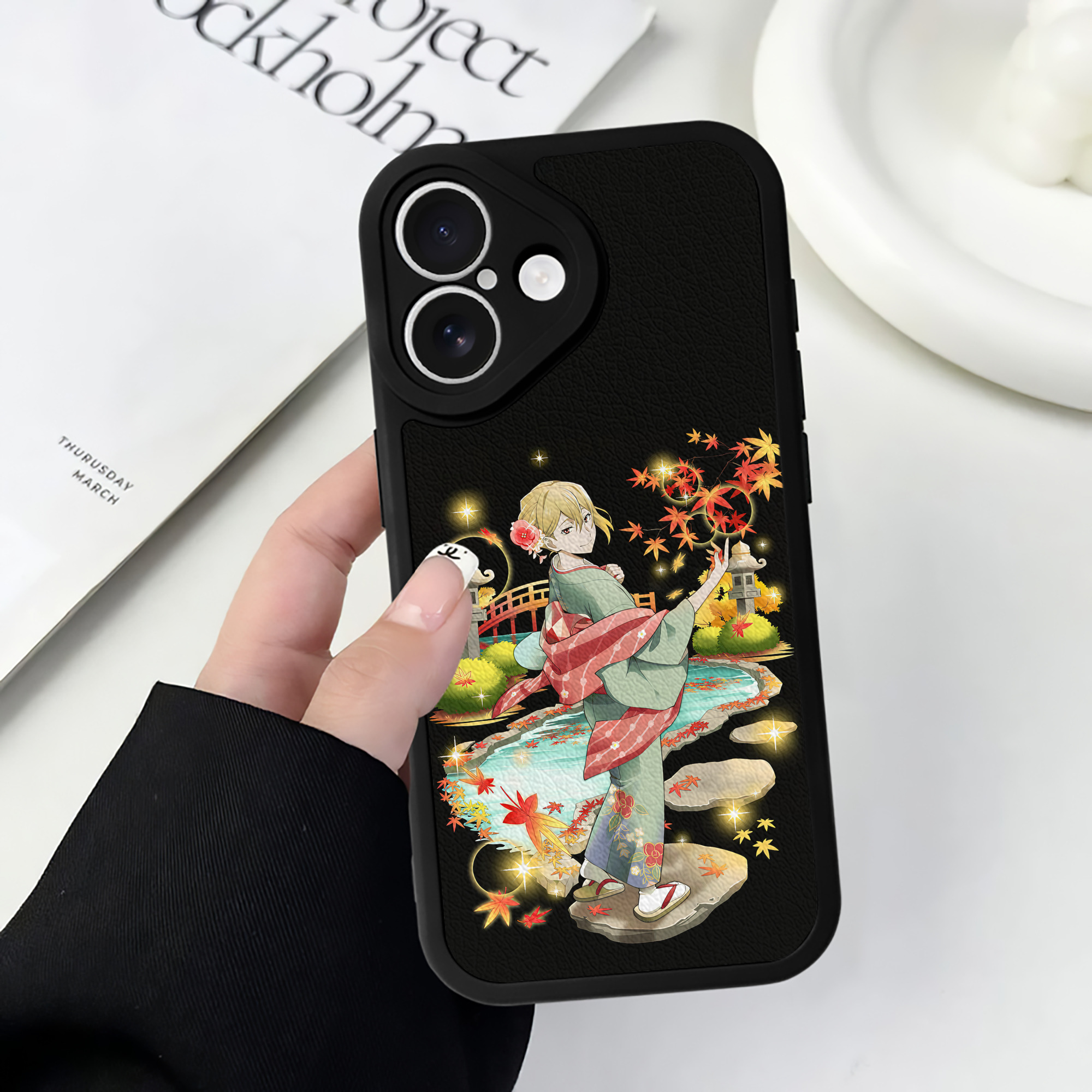（画像用） 文豪ストレイドッグス Bungo Stray Dogs 【iPhone 16シリーズ対応】シリコンスマホケース（レザー調） 材質：シリコン
